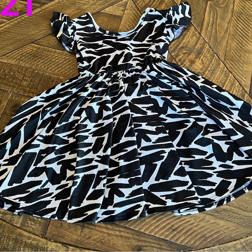 Dot dot smile dress size 2T